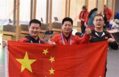 中国斩获军运会首金 中国八一射击队领先夺冠
